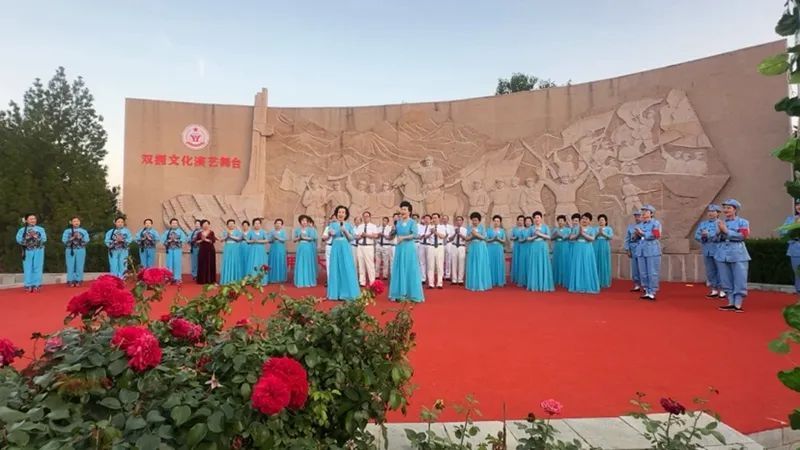 庆阳市西峰区联合举办庆祝“八一”建军节双拥文艺晚会